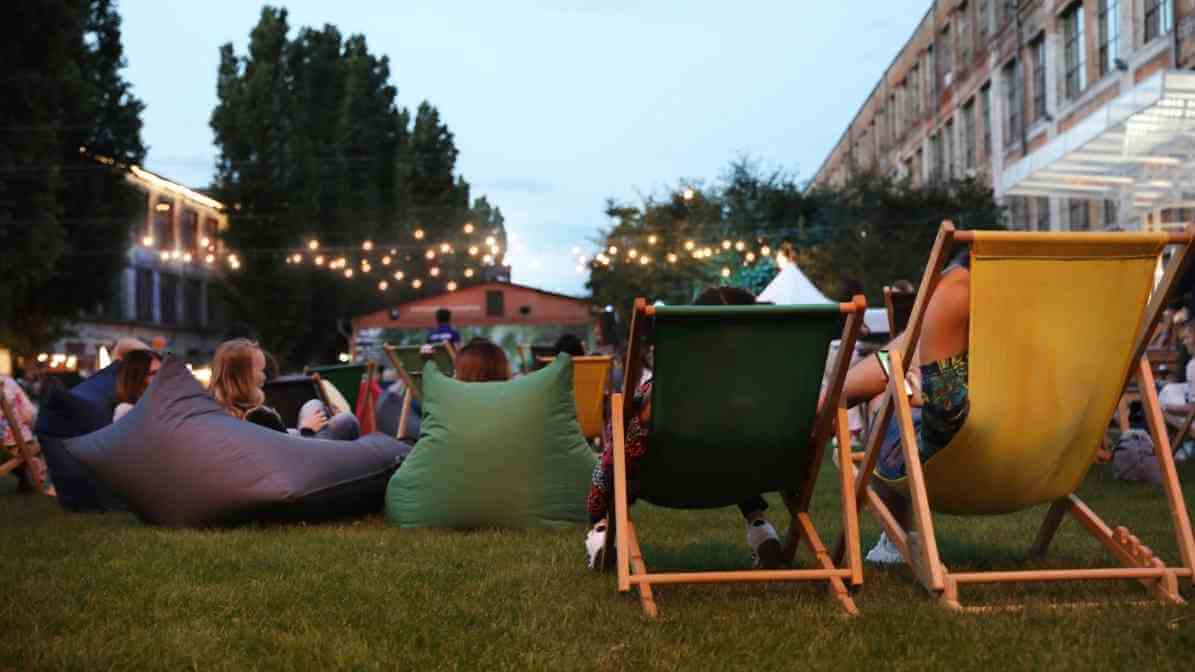 What Causes Bedbugs - Public Shared Spaces
